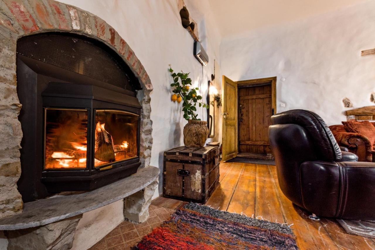 Oldhouse Apartments - Tallinn Old Town Экстерьер фото
