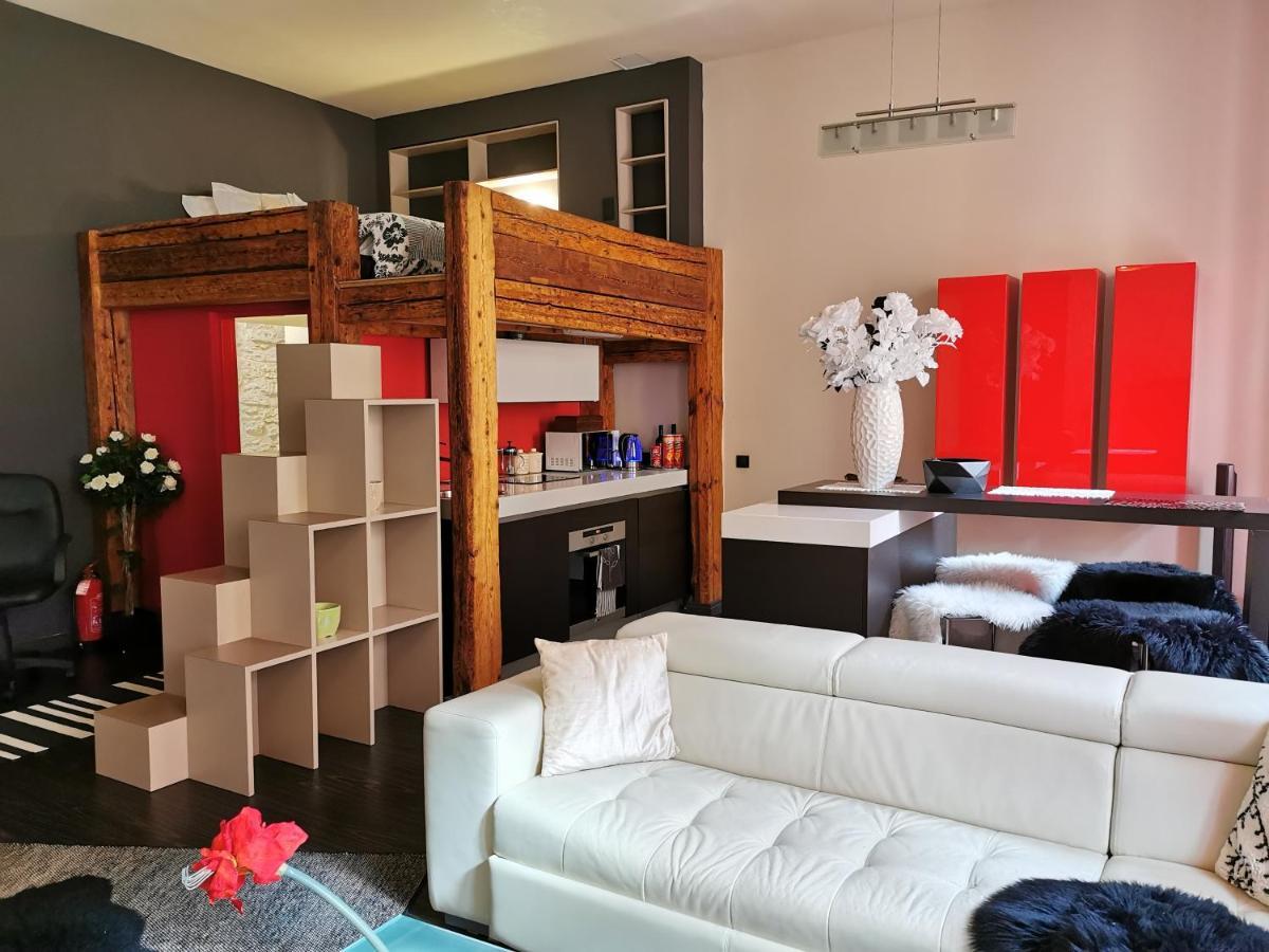 Oldhouse Apartments - Tallinn Old Town Экстерьер фото
