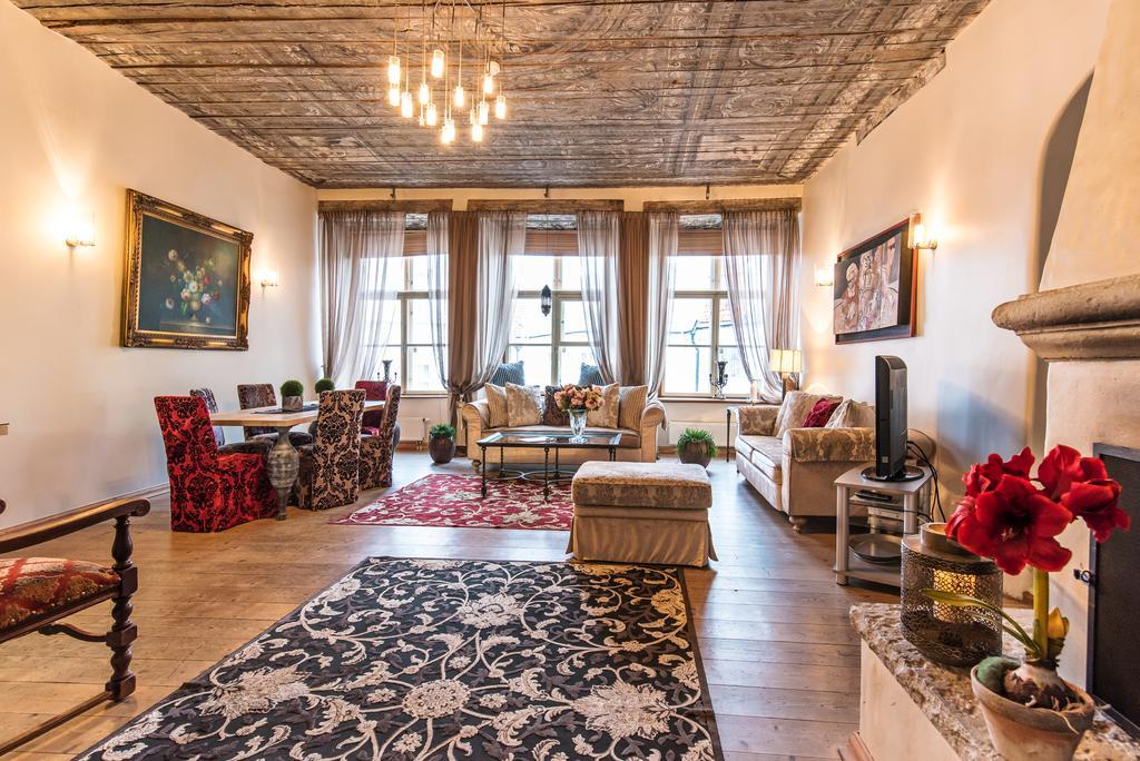 Oldhouse Apartments - Tallinn Old Town Экстерьер фото