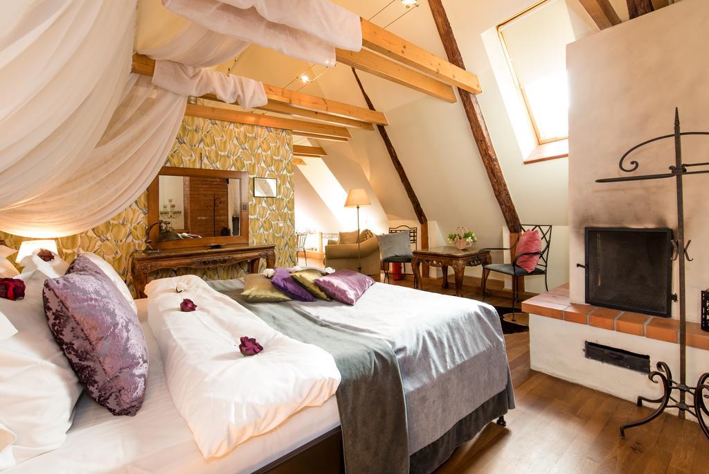 Oldhouse Apartments - Tallinn Old Town Экстерьер фото