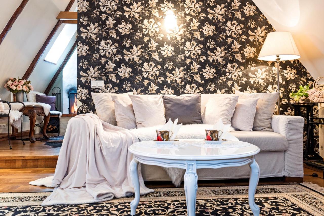 Oldhouse Apartments - Tallinn Old Town Экстерьер фото