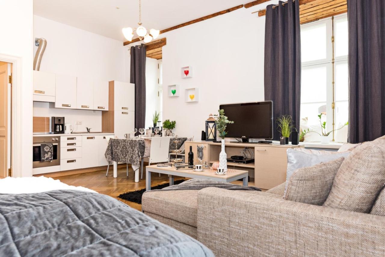 Oldhouse Apartments - Tallinn Old Town Экстерьер фото