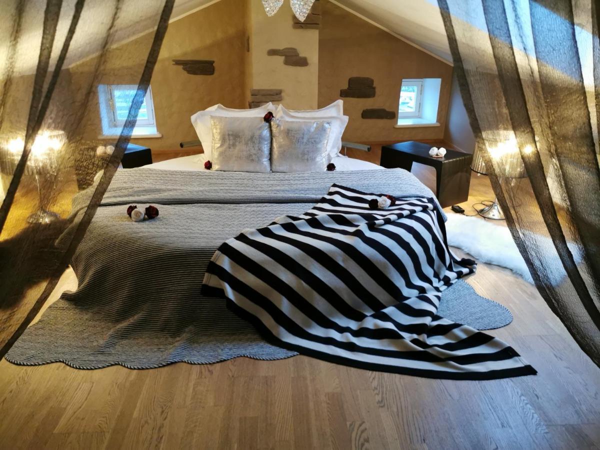 Oldhouse Apartments - Tallinn Old Town Экстерьер фото