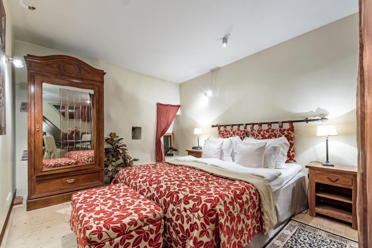 Oldhouse Apartments - Tallinn Old Town Экстерьер фото